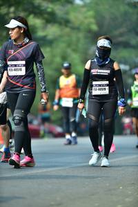 BIB: 40518, 40519
                            <button type="button" onclick="openModal(10127816)" class="btn btn-primary btn-sm float-right btn-popup" data-toggle="modal" data-target=".modal-high-quality">
                        <i class="fas fa-shopping-cart"></i> Add to Cart
                    </button>
                                            <button type="button" onclick="isThisMe(10127816, true)" class="btn btn-success btn-sm float-right btn-popup btn-isme hidden" data-toggle="tooltip" data-placement="bottom" title="นี่คือรูปของคุณใช่ไหม คลิกที่นี่เพื่อเอาเข้าอัลบั้ม">
                        <i class="fas fa-plus"></i> Add to album
                    </button>
                    <button type="button" onclick="isThisMe(10127816, false)" class="btn btn-warning btn-sm float-right btn-popup btn-isnotme hidden">
                        <i class="fas fa-ban"></i> Remove from album
                    </button>